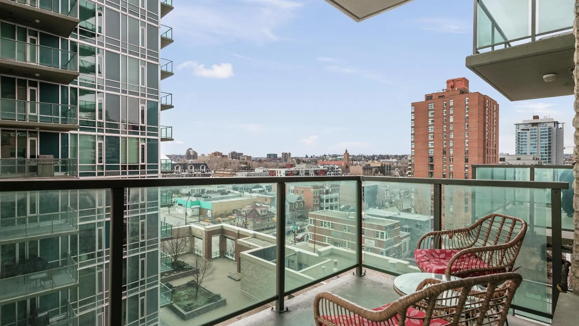 Apartment Gorgeous Downtown Calgary Condos By Globalstay Free Parking