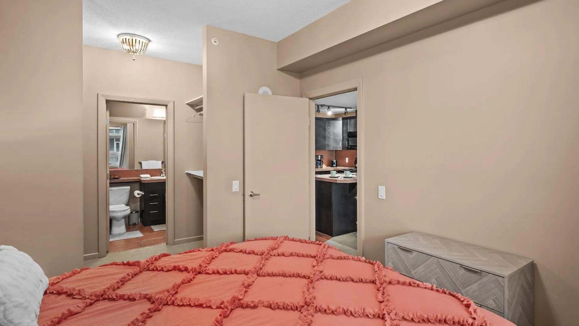 Gorgeous Downtown Calgary Condos By Globalstay Free Parking كندا
