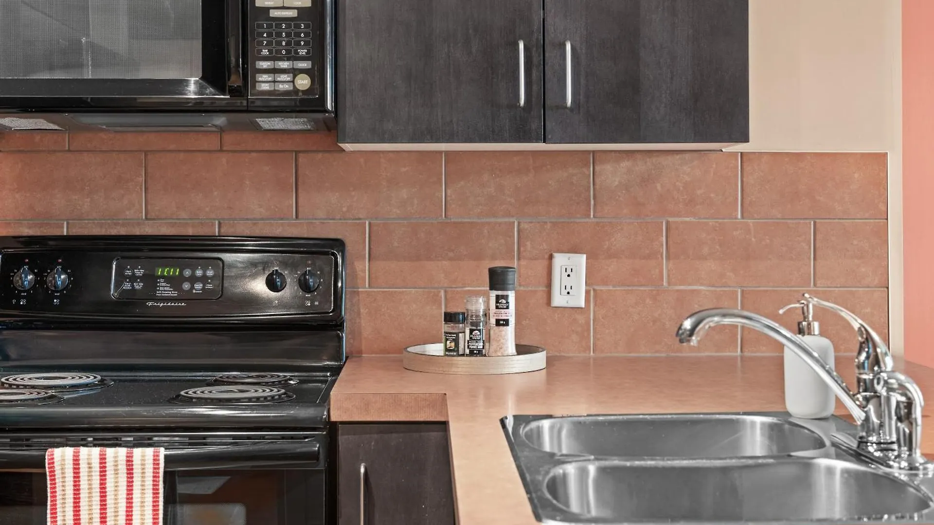 Gorgeous Downtown Calgary Condos By Globalstay Free Parking كندا